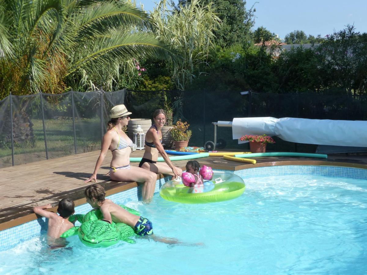 Bed and Breakfast Mas Uranie Le Soler Екстер'єр фото